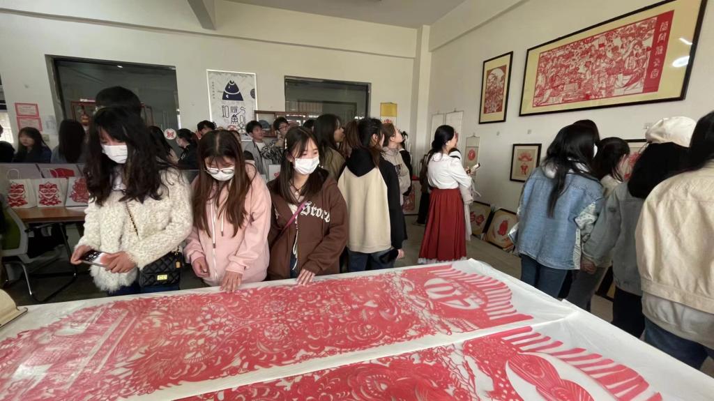 594d1f35786874f5a439aebe8c58fde