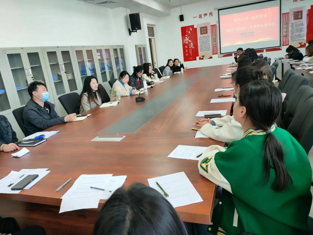 c85a7570e49bdc0fab1916e75e6504e