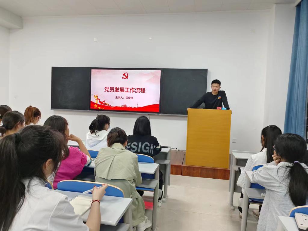 说明: C:\Users\86188\Desktop\c195f27992974bc2b3c78a4ff2fcbd3.jpgc195f27992974bc2b3c78a4ff2fcbd3