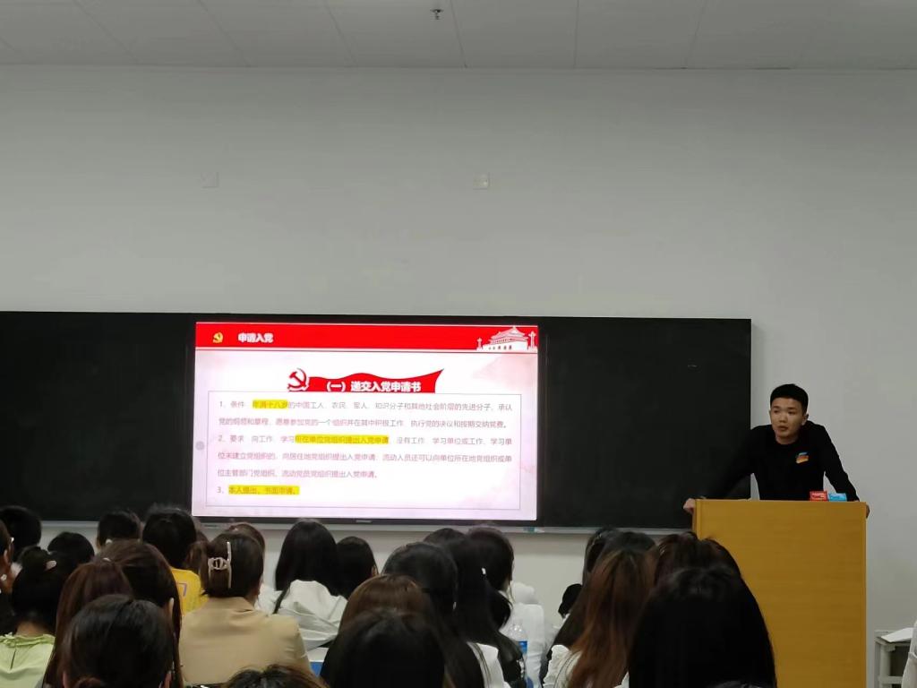 说明: C:\Users\86188\Desktop\625f3037303ead1a3fe1fec8a611d64.jpg625f3037303ead1a3fe1fec8a611d64